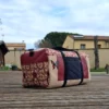 sac-voyage-upcycle-rouge-03 sac de voyage upcyclé rouge fait main grand format